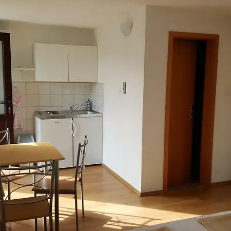 Apartman M&m *